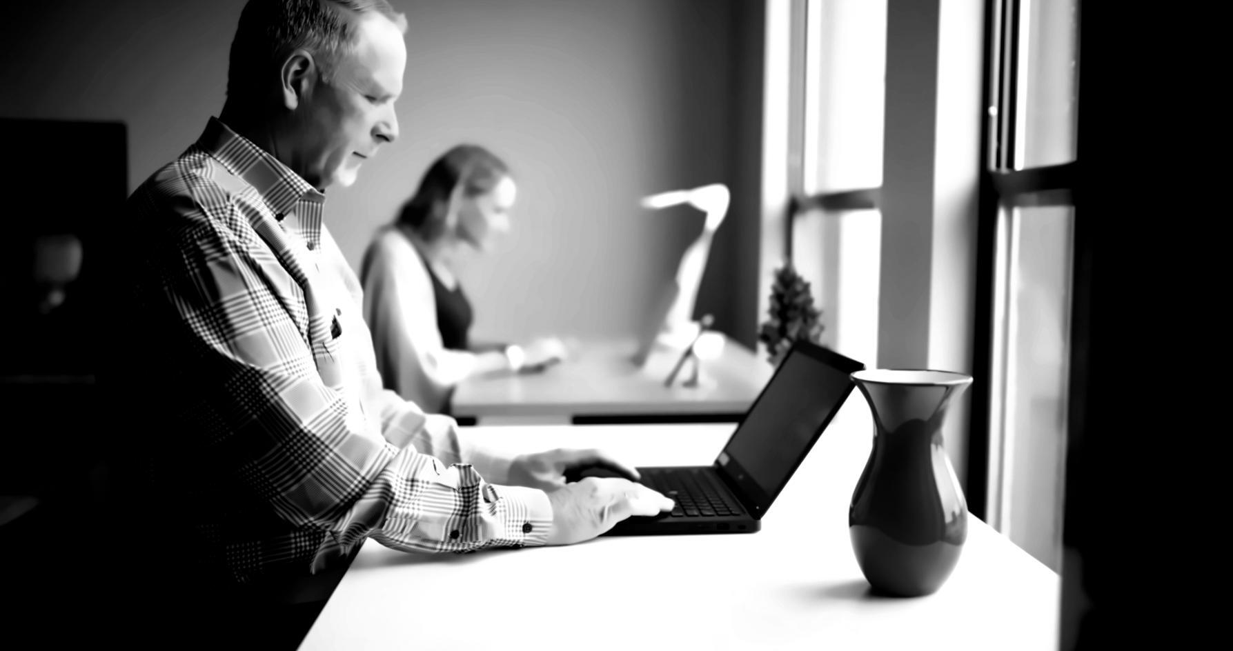 Recherche financière professionnelle